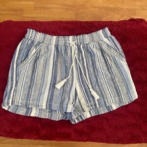 Briggs linen blend shorts elastic waistband blue and white striped size L